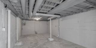 679-703 Sherman St Gallery 24