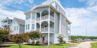 FURNISHED BEACH HOME  WITH UNOBSTRUCTED VIEWS OF THE ICW Gallery 4