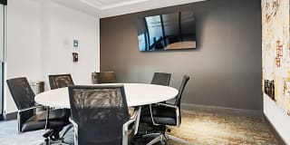 Circ Apartments Gallery 8
