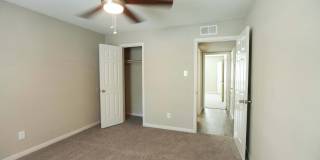 Willow Creek Gallery 18