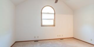 106 E Fox Road Gallery 10