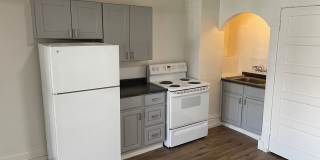 Adams Apartments Gallery 3