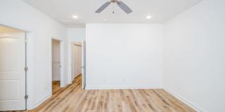 402 Manly Way Gallery 25