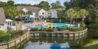 29 Edgewater Apartments Gallery 1