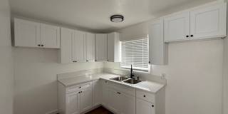 1946 1/2 E. 112th St. 1946 1/2 E. 112th St. Gallery 2