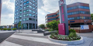 3 Journal Square Gallery 34