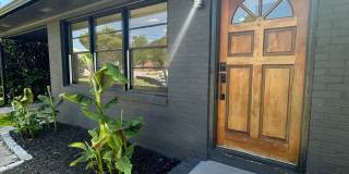 Updated 3 Bedroom House on the Eastside Gallery 1