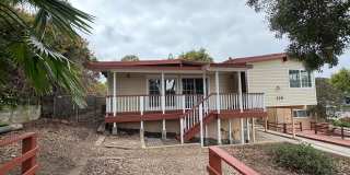 Rural 3 bedroom home in Newbury Park Gallery 1