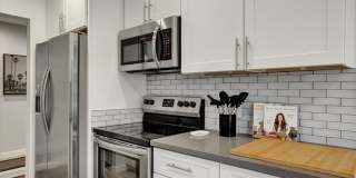 7300 Franklin Ave unit: 346 Gallery 10