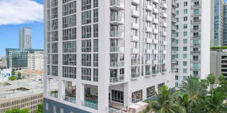 227 NE 2nd St cu-2706, Miami, FL 33132 Gallery 44