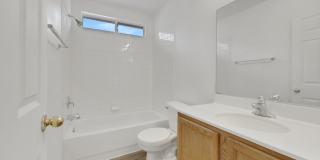 Gorgeous 3 bed plus a loft Gallery 12