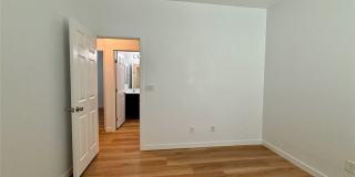 389 Wilford Springs Street Gallery 55