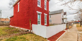 Beautifully Renovated Brick Home in East Franklinton Arts District - Walk to the Best of Columbus! Gallery 4