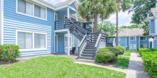 Verandahs at Hunt Club Gallery 15