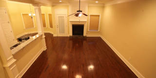 Beautiful Home In The Cotswolds Subdivision! Gallery 1