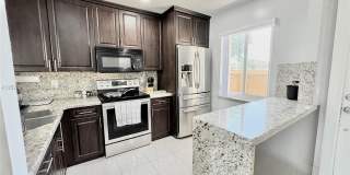 10991 NW 30th Pl Gallery 1