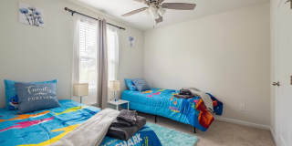 Room in 6 Bedroom Home at Skipjack Ln Gallery 14