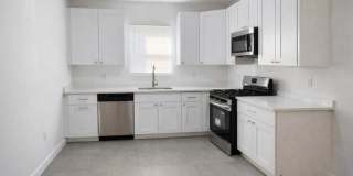 359 S 20Th St Gallery 3