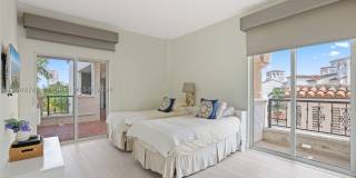 2442 Fisher Island Dr Gallery 29