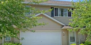3 Bedroom/2 Bathroom Townhome Available November Gallery 1