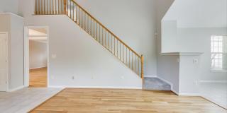 43537 CLIVEDON Court Gallery 13