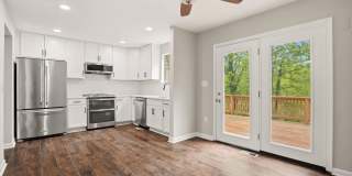 1382 ALMOND DR Gallery 11