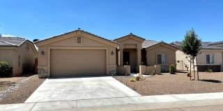 Beautiful 3 Bedroom Home in Gated Community! Gallery 1