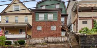 Large Updated 3 bedroom with Central Air Gallery 1