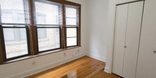 5335-5345 S. Kimbark Ave. Gallery 39