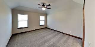 Beautiful 3 Bedroom 2 Bathroom home with a Office in Piedmont Schools- Neighborhood Park Gallery 14