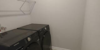 Beautiful Townhouse located in the McEwen Village! Gallery 19