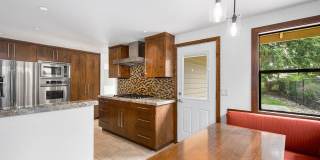 Spacious home in Lakemont Neighborhood! Gallery 7