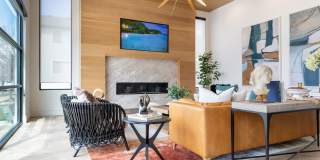 Carrington Square Gallery 26