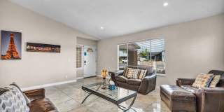 3 Bed FULLY FURNISHED Pool Home Gallery 8