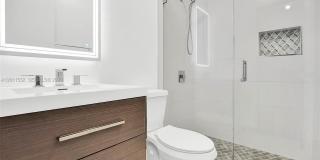 437 swan avenue Gallery 21