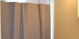 100 18th Avenue Gallery 15