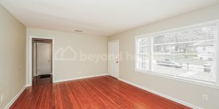 Ready to love where you live? 3 Bed 1 Bath Home Ready for You! Gallery 7