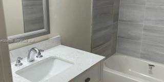 2225 North Cypress Bend Drive Gallery 7