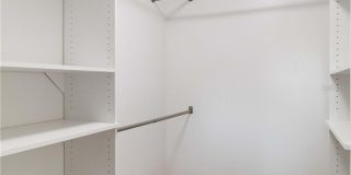 22285 WALTON AVENUE Gallery 19
