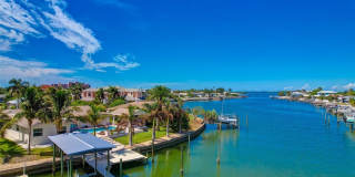 807 SNUG Island Gallery 17