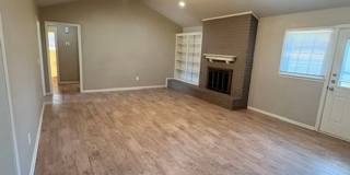Well maintained house in great neighborhood!! Available Now! Gallery 17