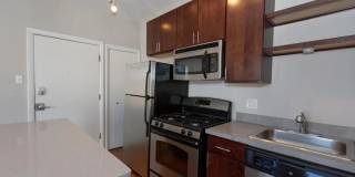 2208 N Clark Gallery 4