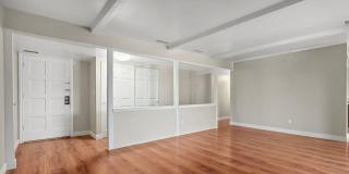 Spacious Centennial Condo Gallery 15