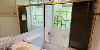 Two Bedroom Ferguson Home with Park Like Yard Gallery 20