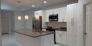 744/746 EISENHOWER Boulevard Gallery 3