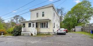 Spacious 4BR House in Haverhill Gallery 1