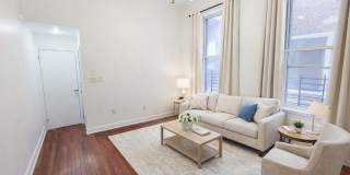 1828-00 GREEN Street unit: 1R Gallery 1