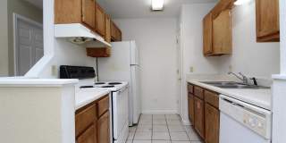 601 N 61st Ave unit: D Gallery 6