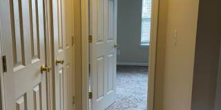 Beautiful Townhome in Ballantyne Gallery 20