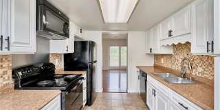 1612 Forest Hills Drive Gallery 8